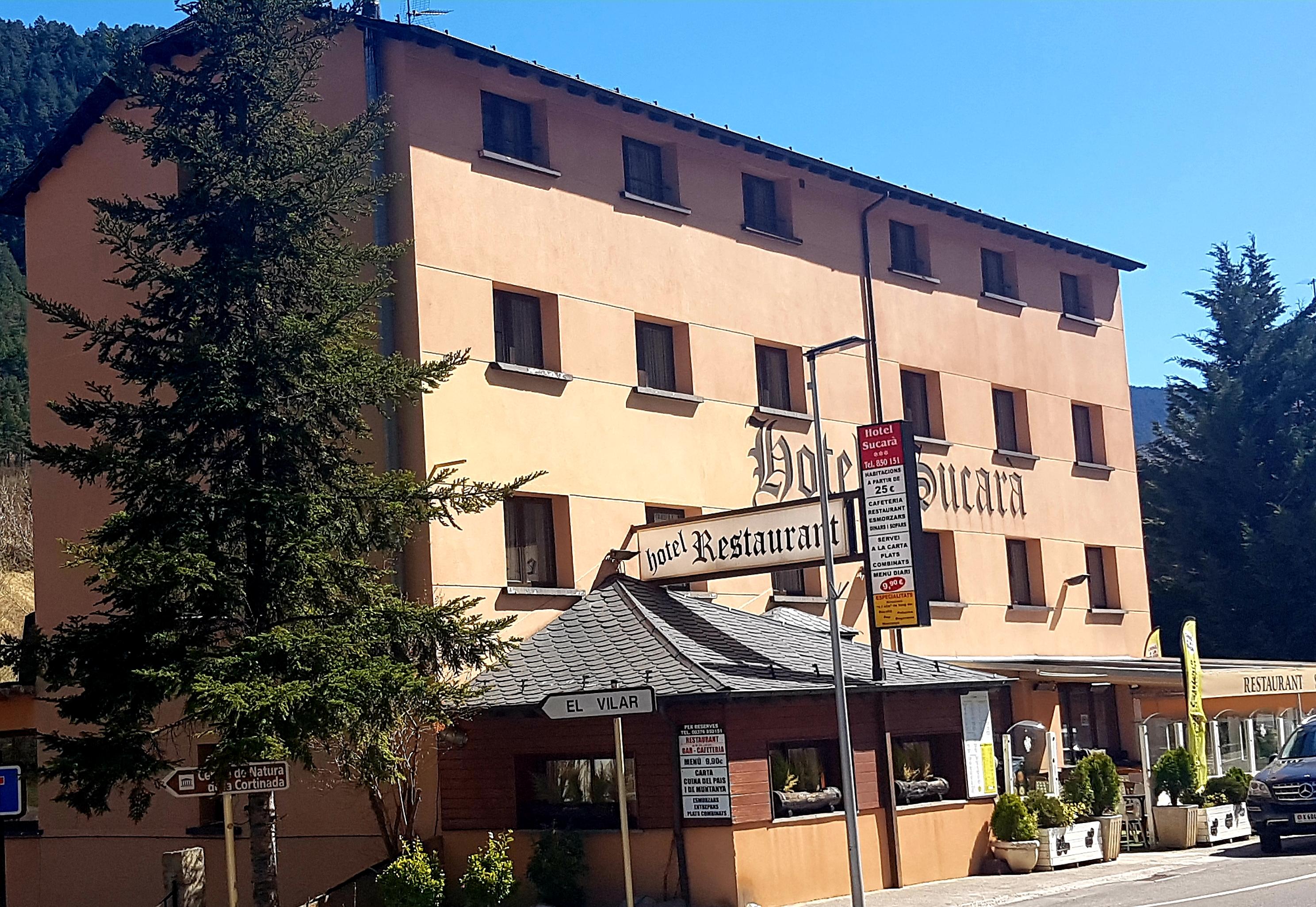 Hotel Sucara La Cortinada Esterno foto