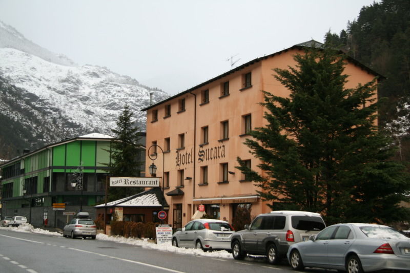 Hotel Sucara La Cortinada Esterno foto